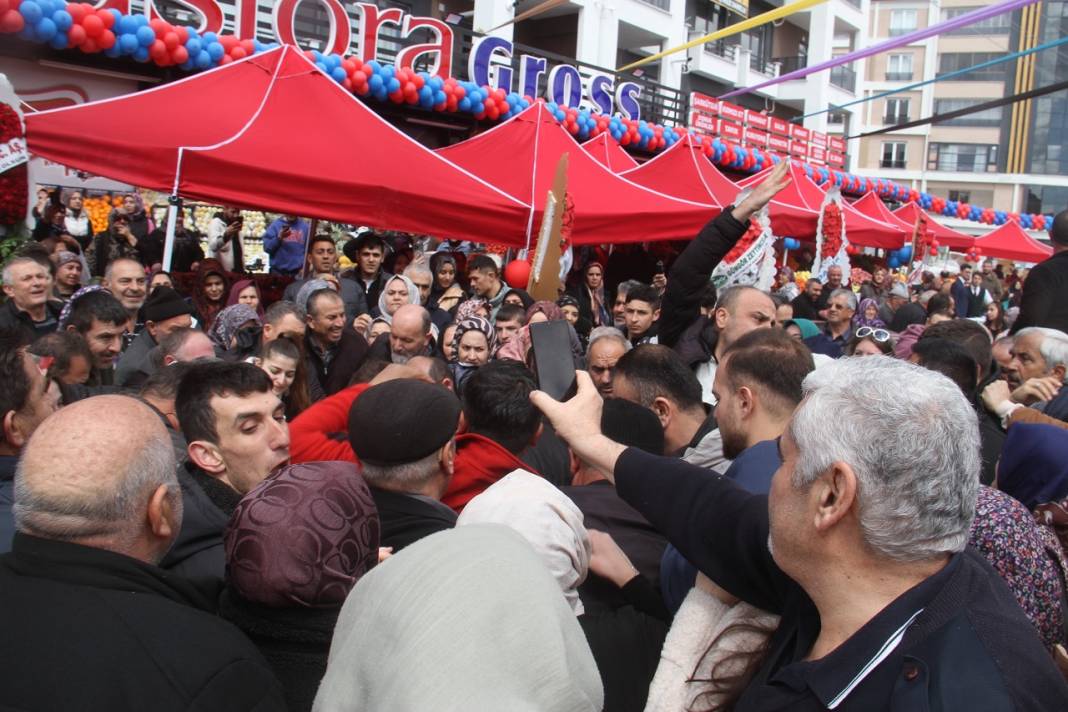 Konya'da ucuz televizyon izdihamı! İşte düştüğü fiyat 1